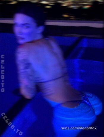 Megan Fox Leaked Nude OnlyFans (Photo 1104)