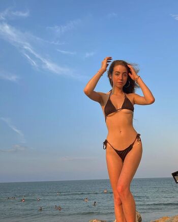 Megara Wells Rhodes Leaked Nude OnlyFans (Photo 10)
