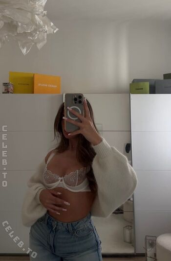Meggie Jolie Leaked Nude OnlyFans (Photo 14)