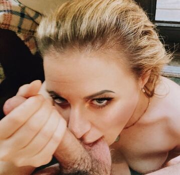 megwitch Leaked Nude OnlyFans (Photo 8)