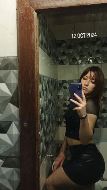 meirellescamii Leaked Nude OnlyFans (Photo 9)