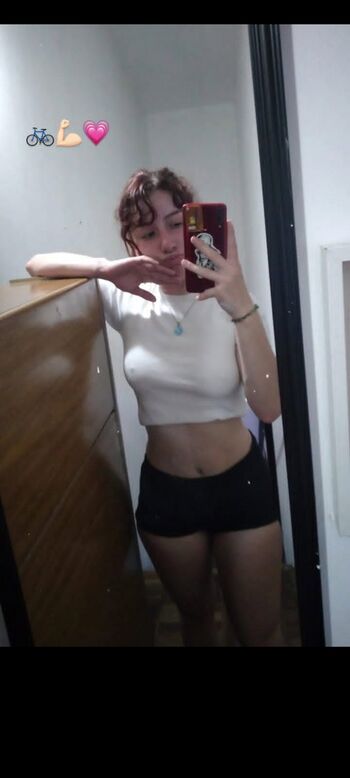 meirellescamii Leaked Nude OnlyFans (Photo 15)