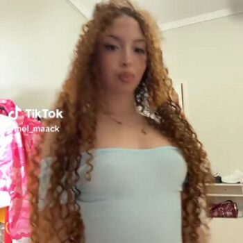 mel_maack Leaked Nude OnlyFans (Photo 1)