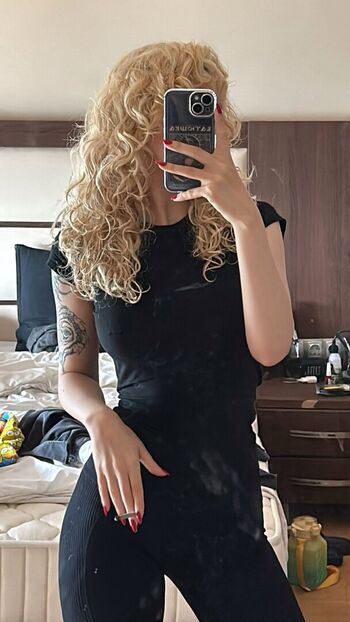 Melioralia Leaked Nude OnlyFans (Photo 3)