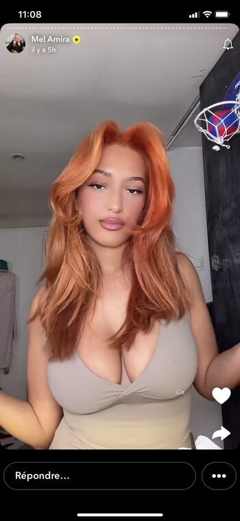 Melofficiel Leaked Nude OnlyFans (Photo 15)