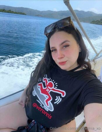 meowmia_xo