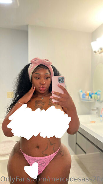 mercedesass2finee Leaked Nude OnlyFans (Photo 5)