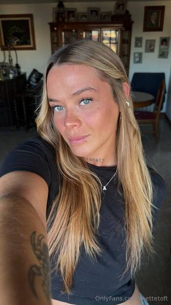 Mette Toft Leaked Nude OnlyFans (Photo 10)