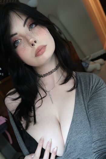 Mewstic