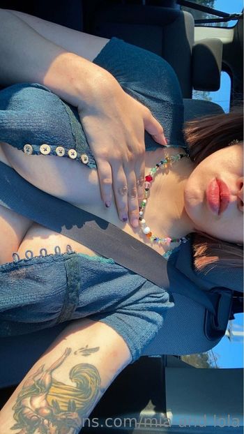 mia-and-lola Leaked Nude OnlyFans (Photo 28)