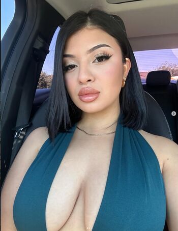 mia_krystal Leaked Nude OnlyFans (Photo 11)