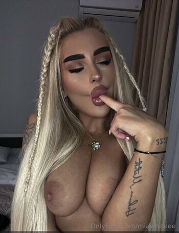miawhiteee Leaked Nude OnlyFans (Photo 13)