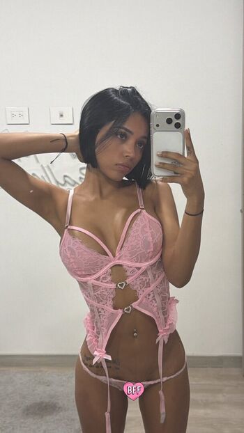 Michellediazx Leaked Nude OnlyFans (Photo 3)