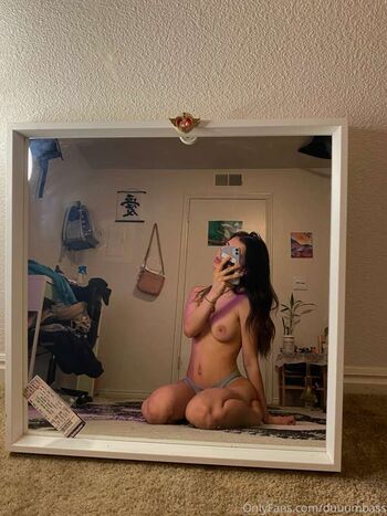 Middle Eastern Queen