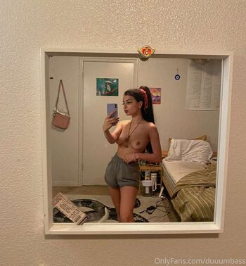 Middle Eastern Queen Leaked Nude OnlyFans (Photo 26)