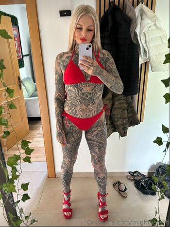 MightySteffi Leaked Nude OnlyFans (Photo 2)