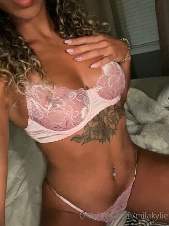 milakylie Leaked Nude OnlyFans (Photo 25)