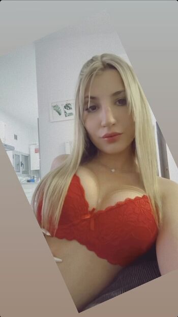 Mile Asquini Leaked Nude OnlyFans (Photo 13)