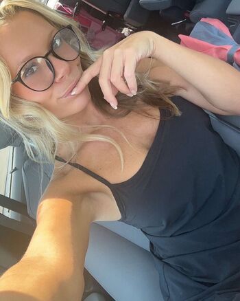 mileys_of Leaked Nude OnlyFans (Photo 5)