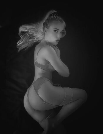 milimilimilly Leaked Nude OnlyFans (Photo 3)