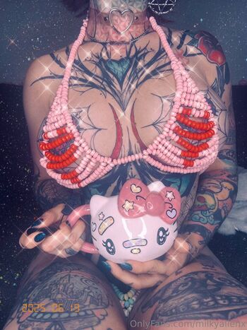 milkyalien Leaked Nude OnlyFans (Photo 6)