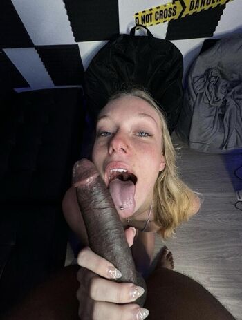 Millieebunny Leaked Nude OnlyFans (Photo 22)