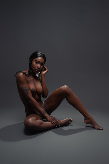 Mimi Desuka Leaked Nude OnlyFans (Photo 16)