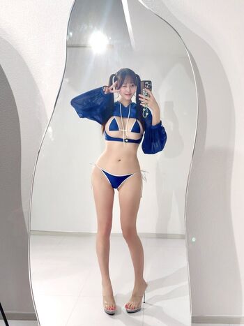 mina_pochico