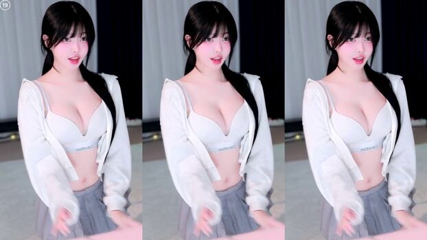 mina8017