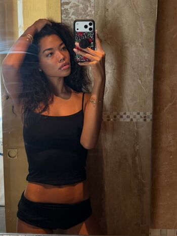Ming Lee Simmons Leaked Nude OnlyFans (Photo 1)