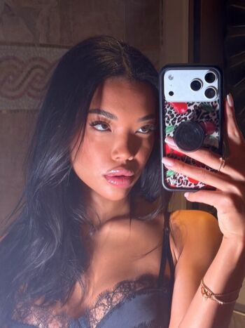 Ming Lee Simmons Leaked Nude OnlyFans (Photo 2)