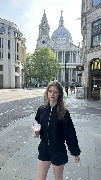 mira.004 Leaked Nude OnlyFans (Photo 64)