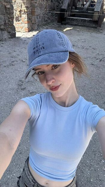 mira.004 Leaked Nude OnlyFans (Photo 66)