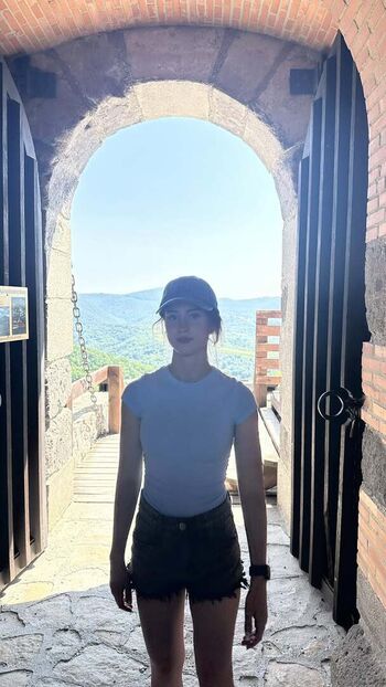 mira.004 Leaked Nude OnlyFans (Photo 75)