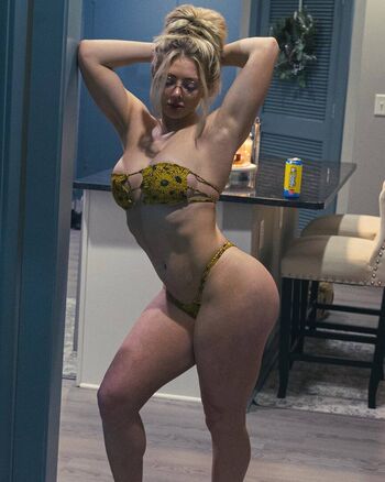Miranda Cohen Leaked Nude OnlyFans (Photo 24)