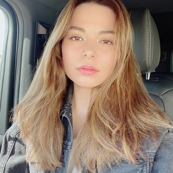 Miranda Cosgrove