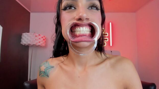 Miss Evangeline Leaked Nude OnlyFans (Photo 1)