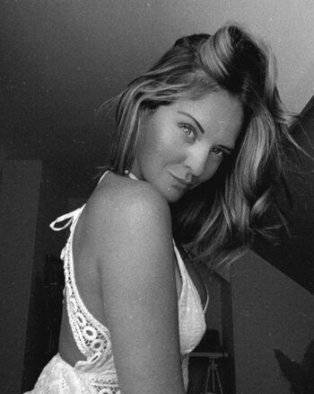 Miss Sexy Girl Leaked Nude OnlyFans (Photo 1)