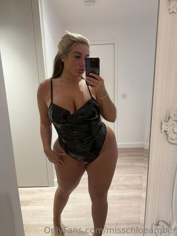 MissChloeAmber Leaked Nude OnlyFans (Photo 31)