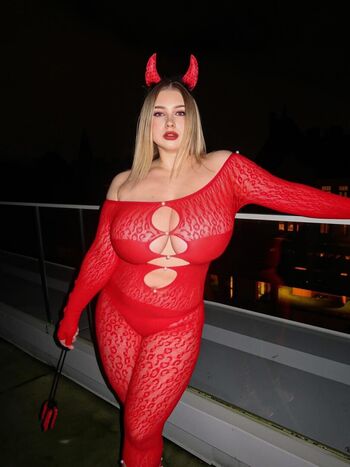 MissParaskeva Leaked Nude OnlyFans (Photo 280)