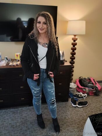 misstrixiexoxo Leaked Nude OnlyFans (Photo 21)