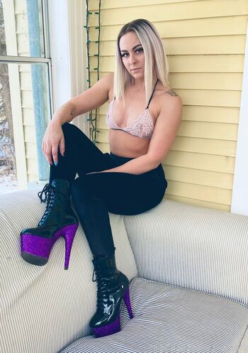 missviolet612