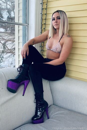 missviolet612