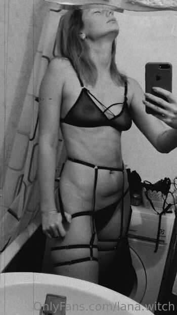 Mistress Lana Leaked Nude OnlyFans (Photo 3)