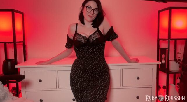 Mistress Ruby Rousson Leaked Nude OnlyFans (Photo 3)