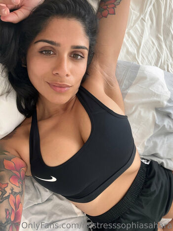 mistresssophiasahara