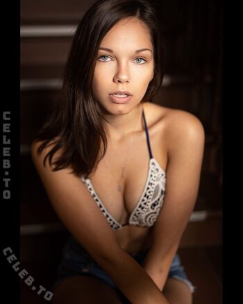 _modelpagemichelle_