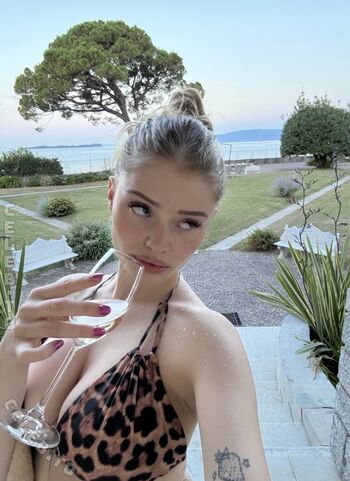 moechtegernmieze Leaked Nude OnlyFans (Photo 7)