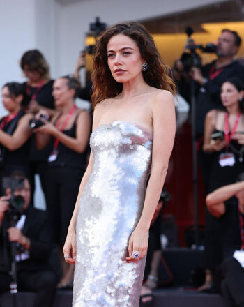 Molly Gordon Leaked Nude OnlyFans (Photo 42)