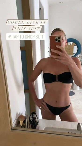 Molly Sims Leaked Nude OnlyFans (Photo 47)